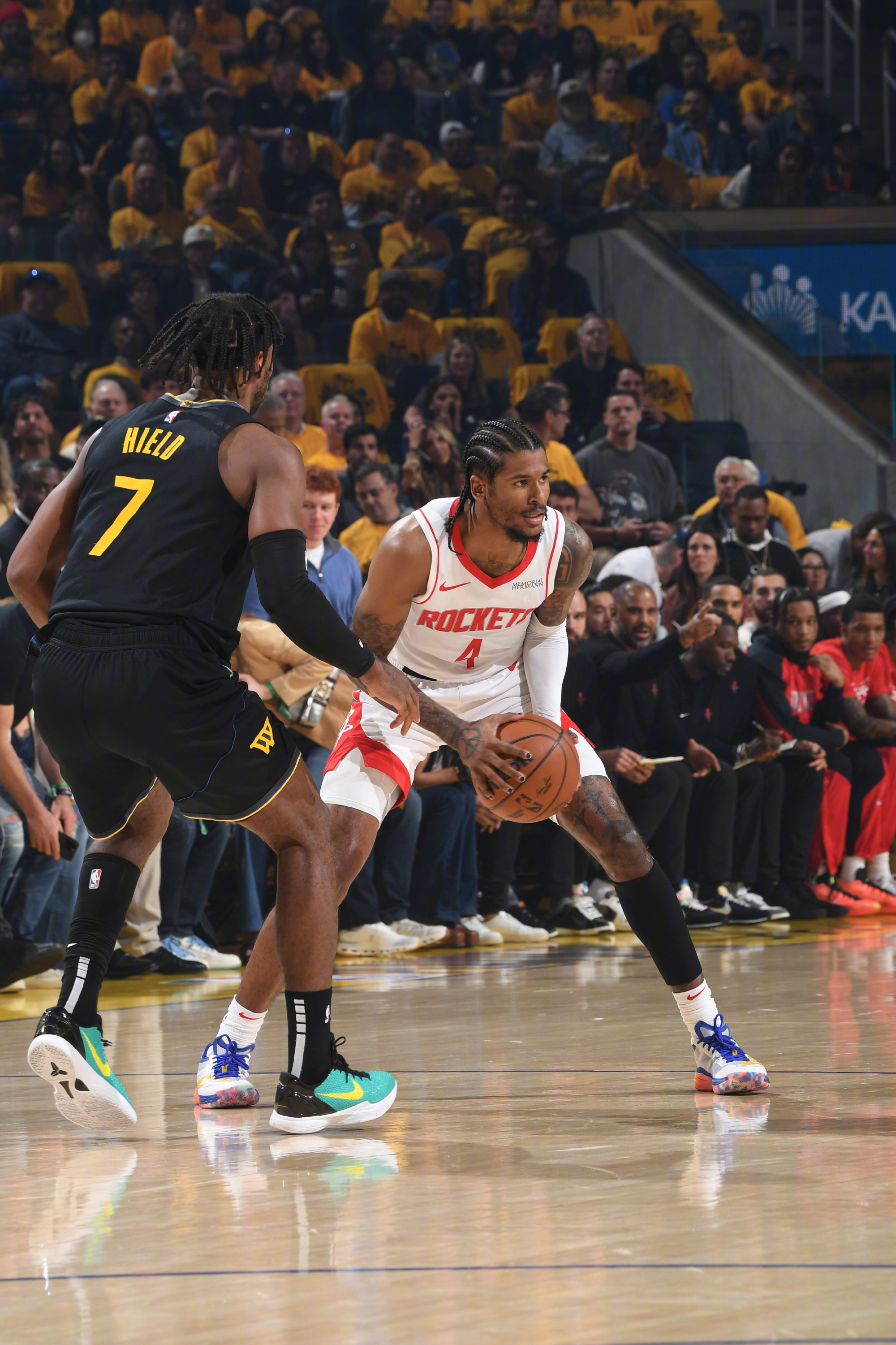 冲刺阶段NBA季后赛焦点战，里昂内部沟通，态度坚定，控场能力受关注(第一次世界大战的几个阶段)