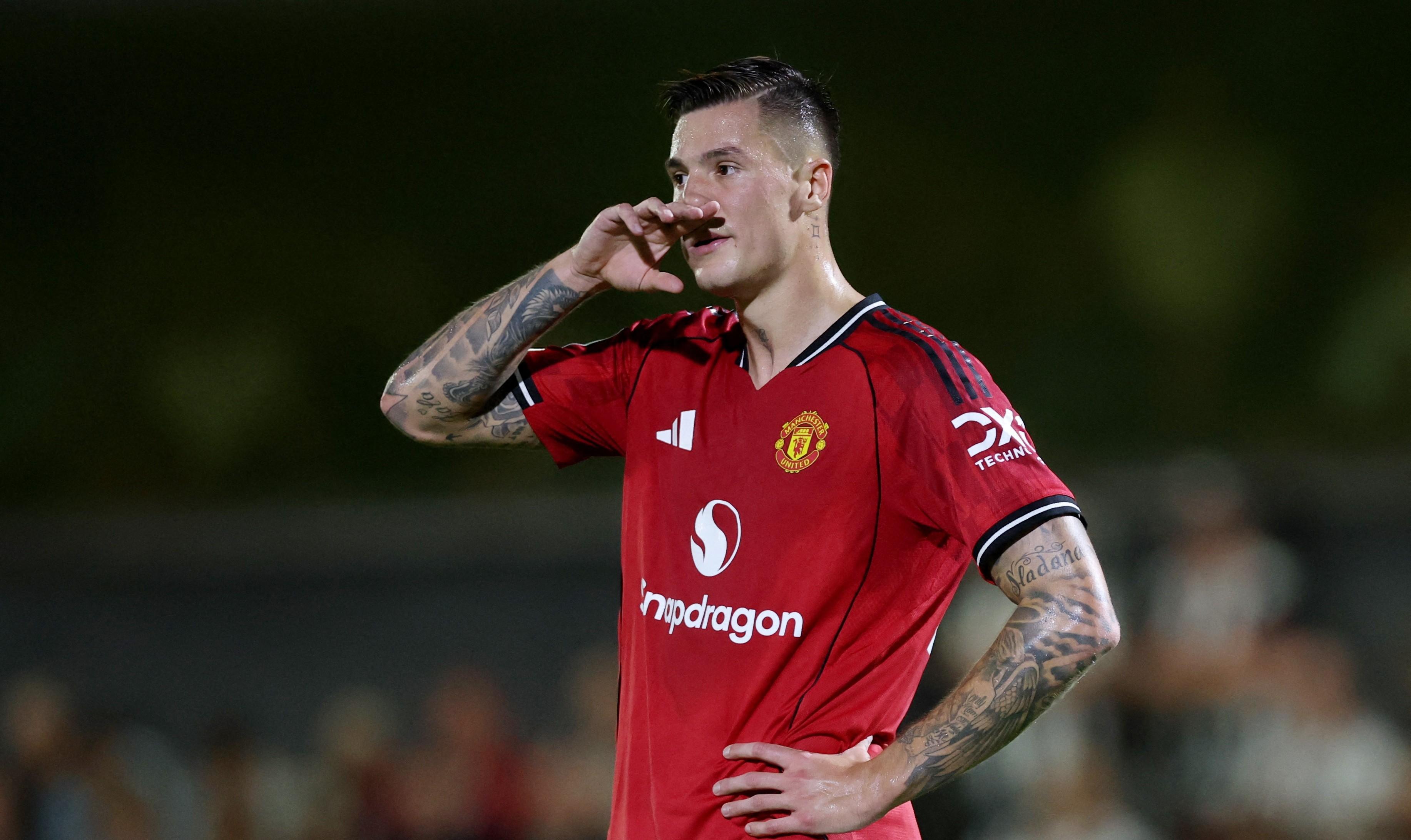 爱游戏-关键时刻突围战来临；曼联围绕德国杯队长鼓劲；底气十足；轮换策略成焦点(抗日电影血战平型关)